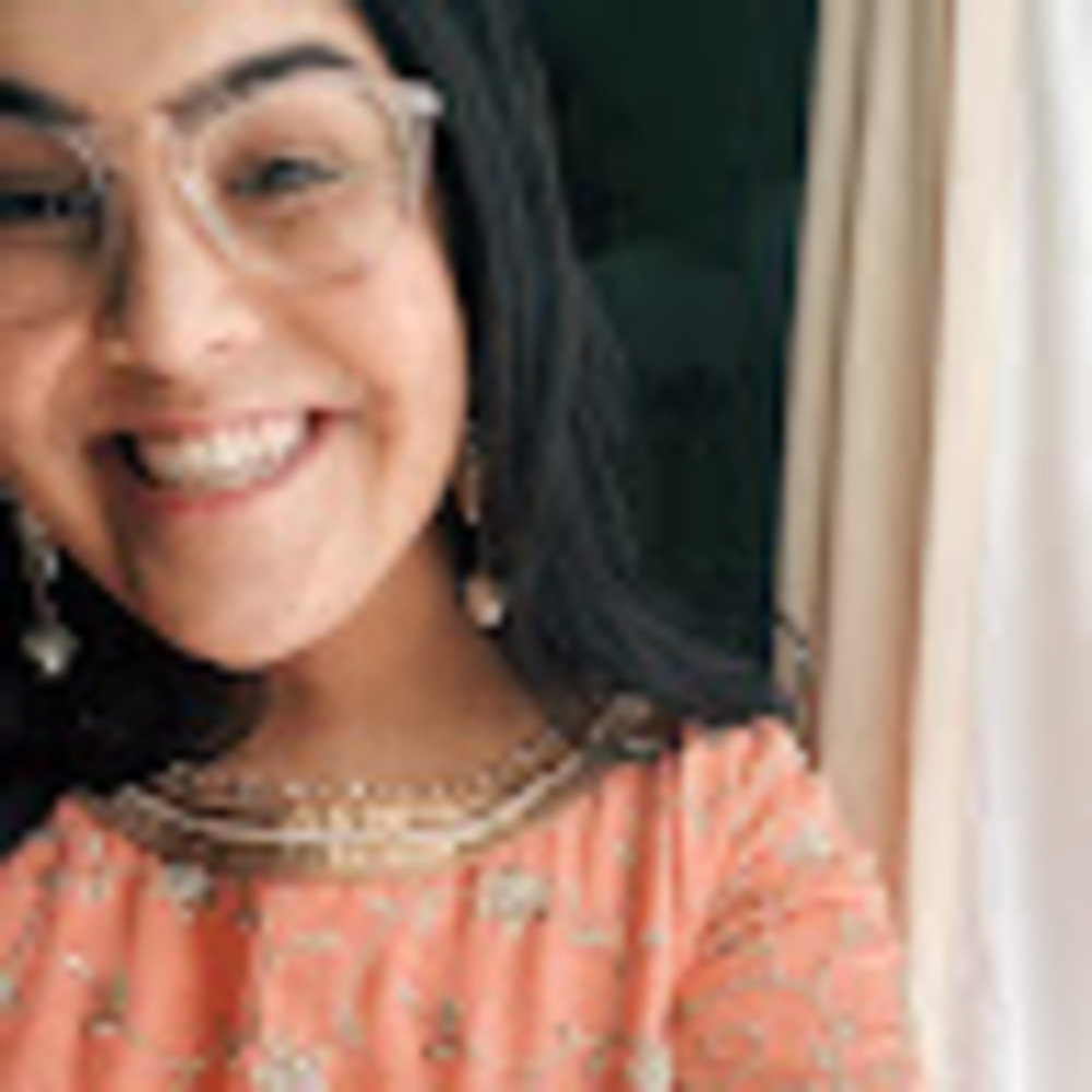 Meet your Posher, Ekta